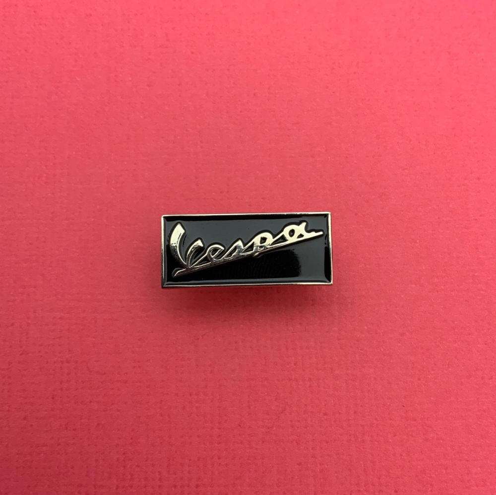 Vespa Logo Name Enamel Metal Pin Badge #0036