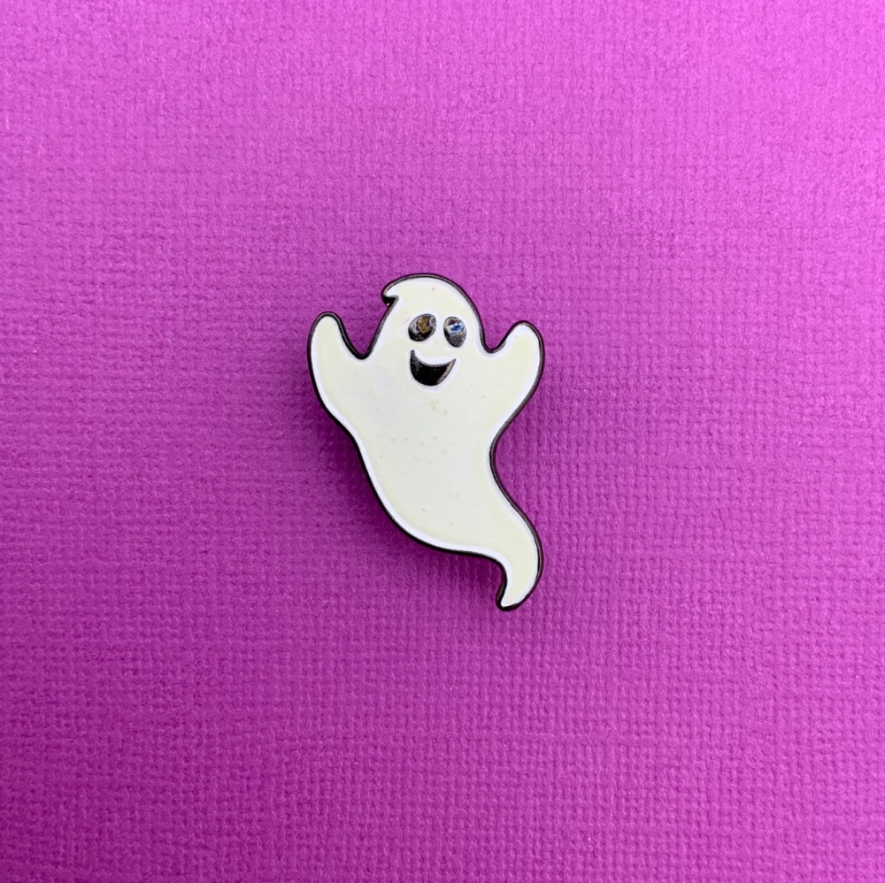 #0119 Glow In The Dark Ghost Cute Enamel Pin Badge