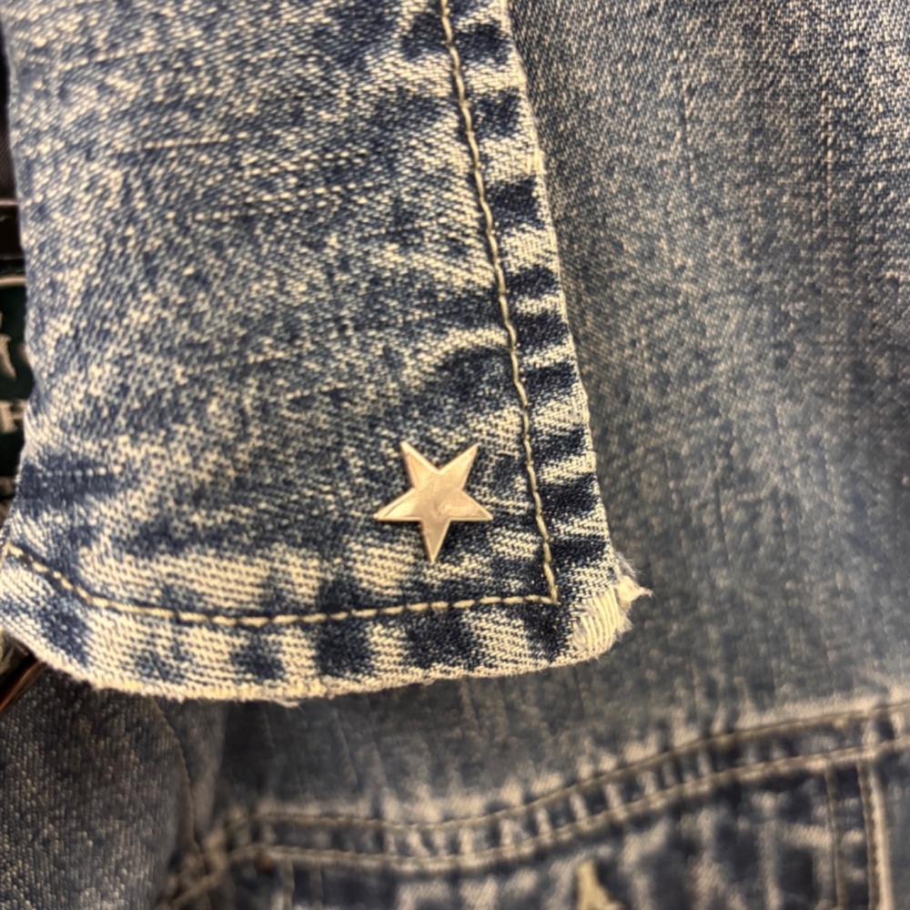 Mini Silver/Chrome Coloured Star Metal Pin Badge #0038