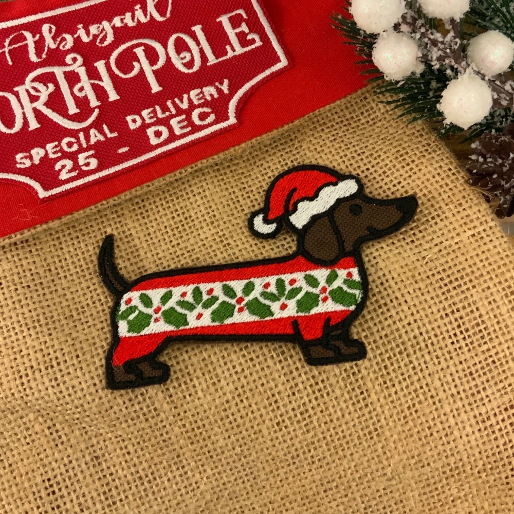 Christmas dachshund Dog Embroidered Fabric Iron On Patch