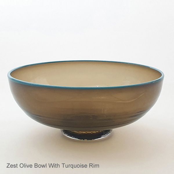 <!-- 006 -->Zest Bowl | olive with trailed rim