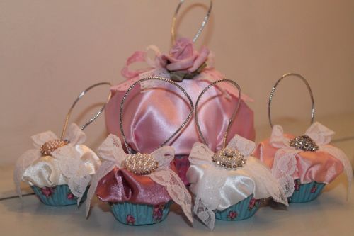 Mini Cup Cakes Christmas Tree Decorations- set of 4