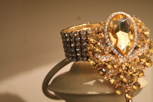 Wedding Crystal Brooch Gold wrist corsage