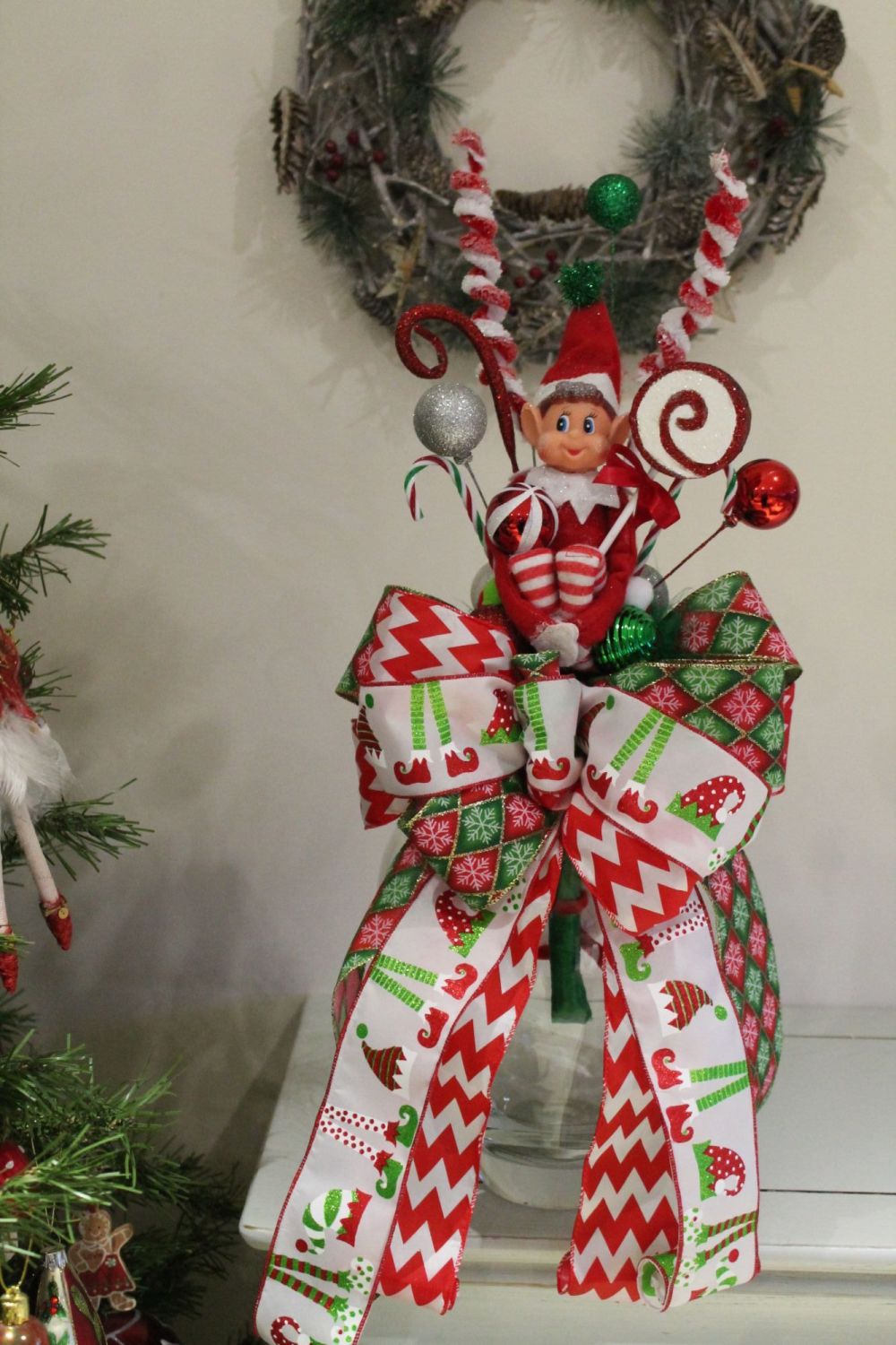 Sitting Elf Christmas Tree Topper