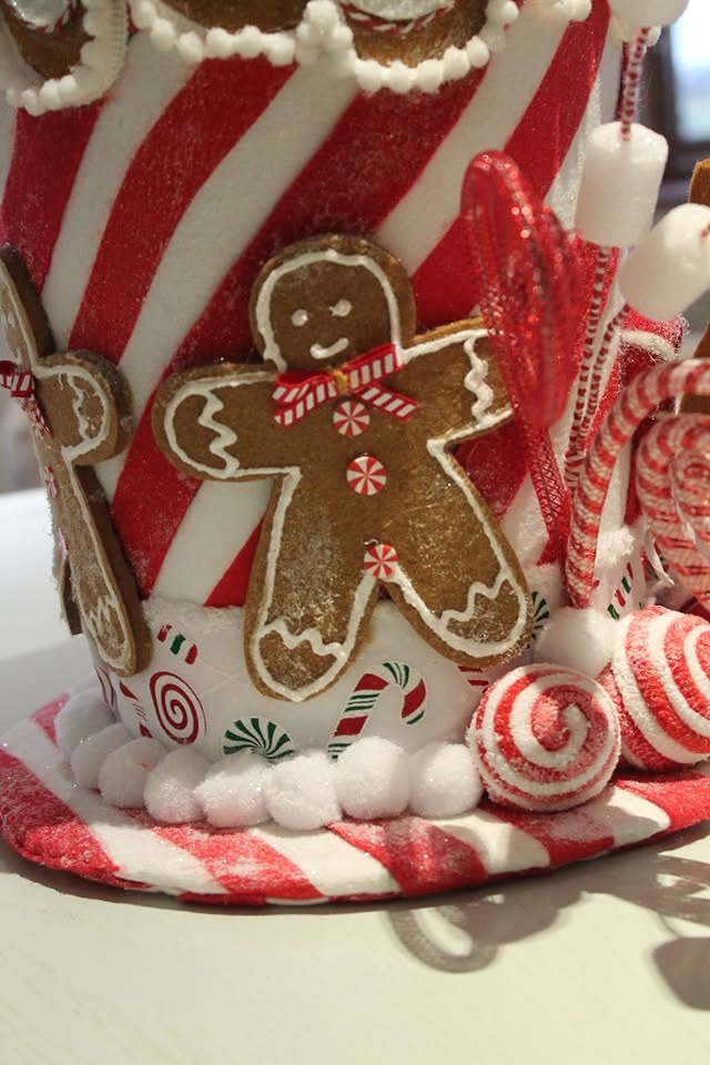 gingerbread hat 3.jpg