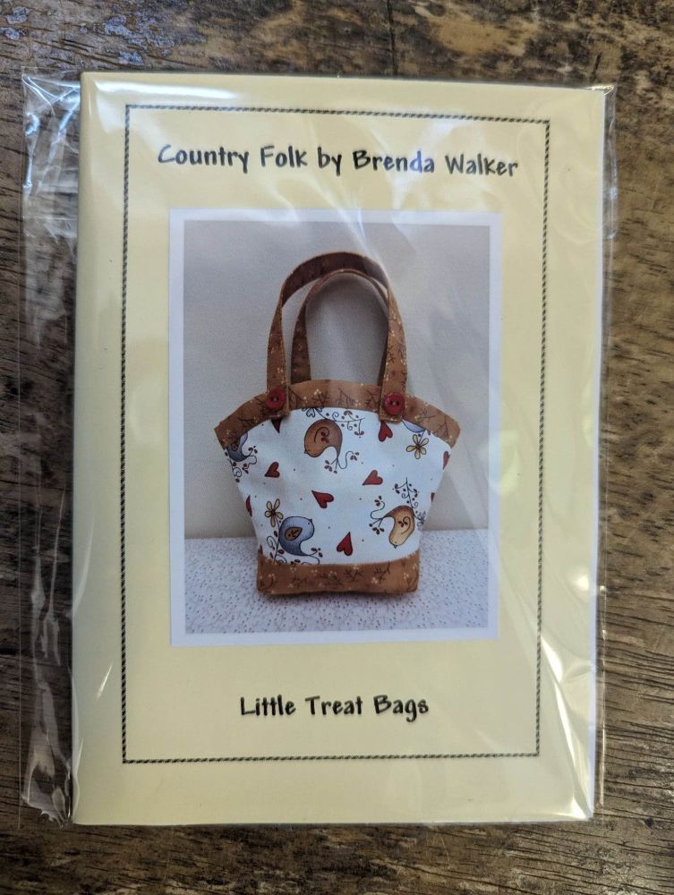 Little Treat Bag pattern - Country Folk by Brenda Walker