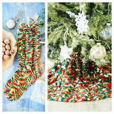Knitted Christmas Tree Skirt and Stocking Paper Pattern 10029
