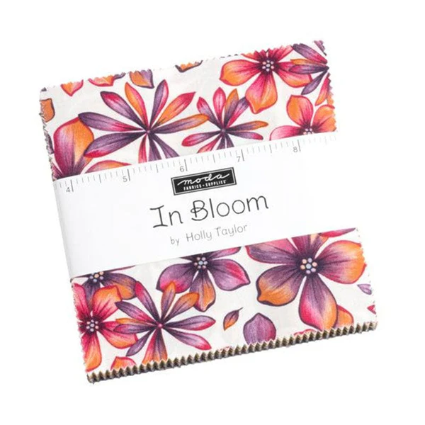 Moda In Bloom Charm Pack 6940PP