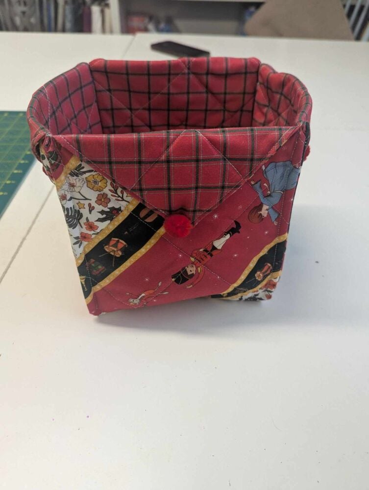 Box Pot Tartan on inside nutcracker outside 6.5" x 6.5" x 6.5" approx