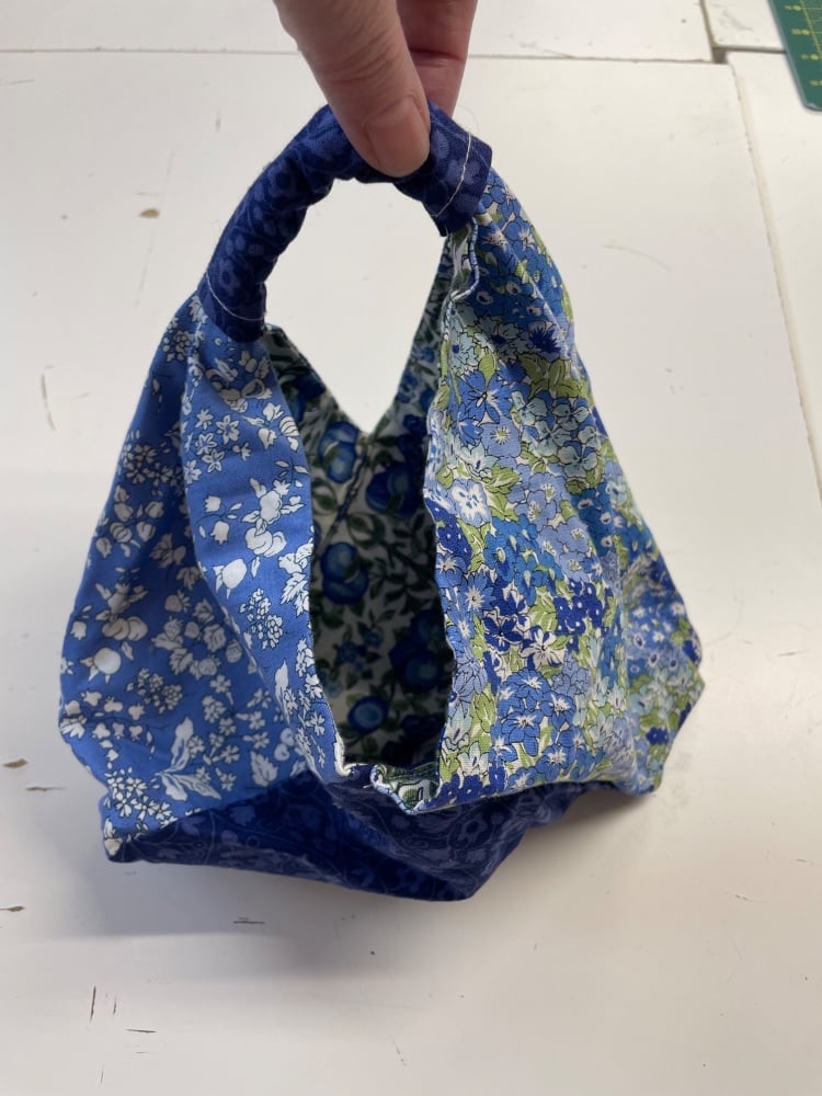 Bento Bag - Blue Liberty 10" x 7"