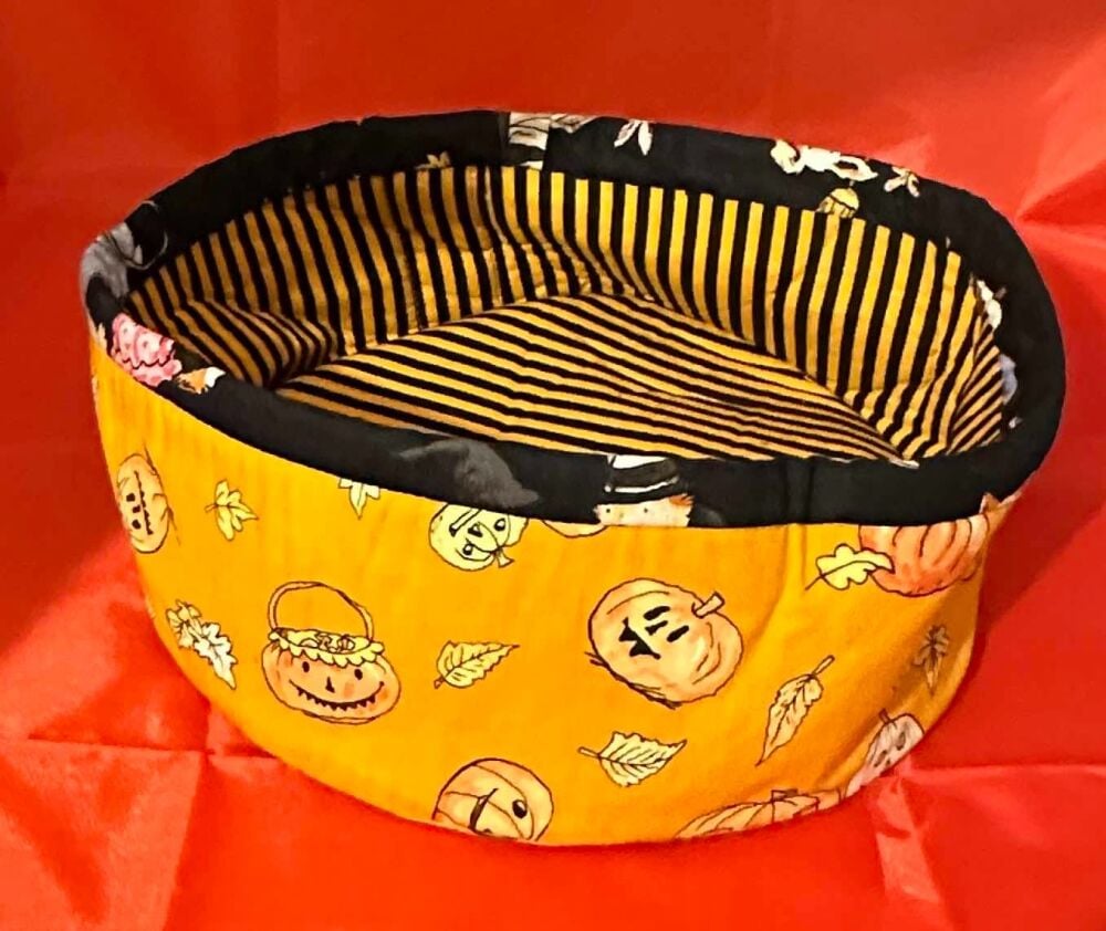 Halloween Bosal Basket 7" diameter