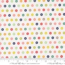 Raspberry Summer by Sherri & Chelsea for Moda - Cloud - 37692 11