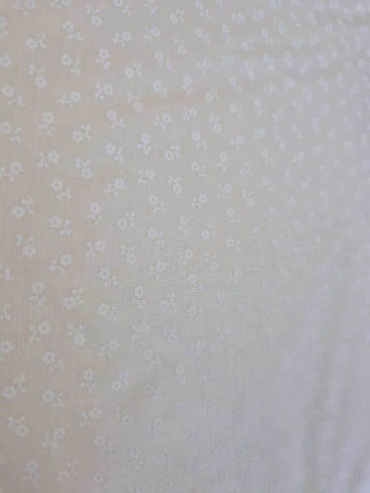 Trend Tex for Moda Muslin Prints 1250 - 9 Ivory tiny floral on cream