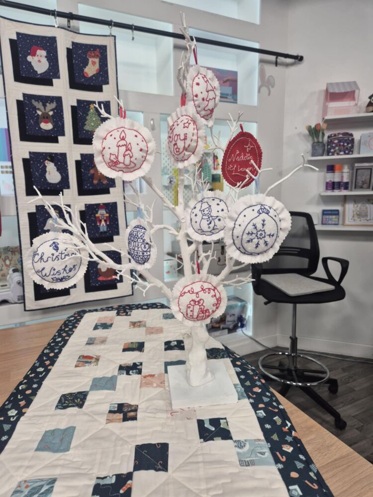 Redwork Christmas Baubles - templates  - 9 designs - digital download