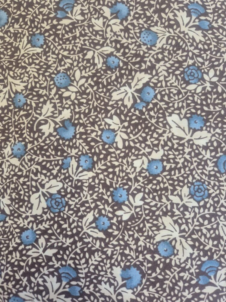 Sew Cool 60" blue small flowers on chocolate brown