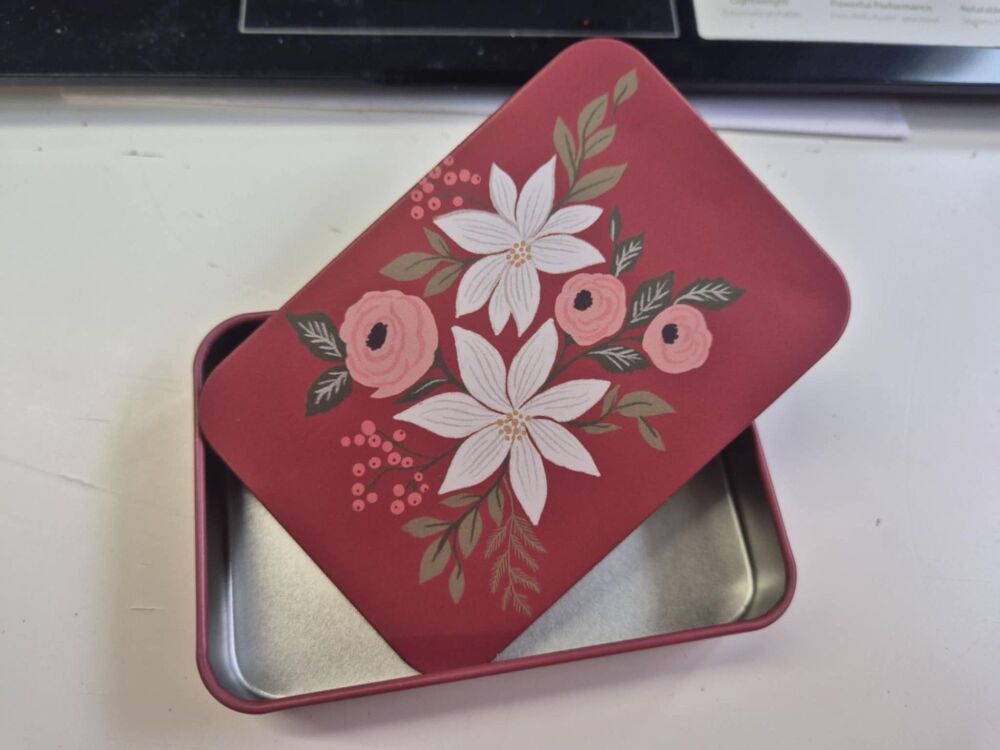 Moda Tin - 4" x 3" x 1"