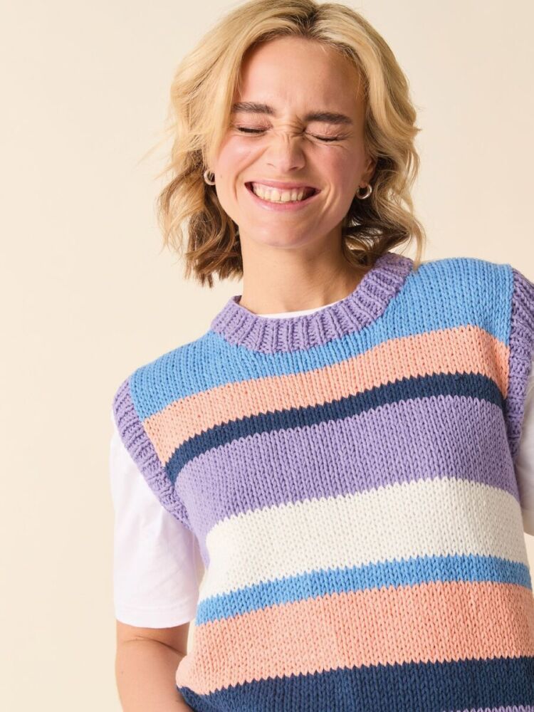 x  TODAYS MOOD TANK KNITTING PATTERN IN SIRDAR STORIES CHUNKY 10875