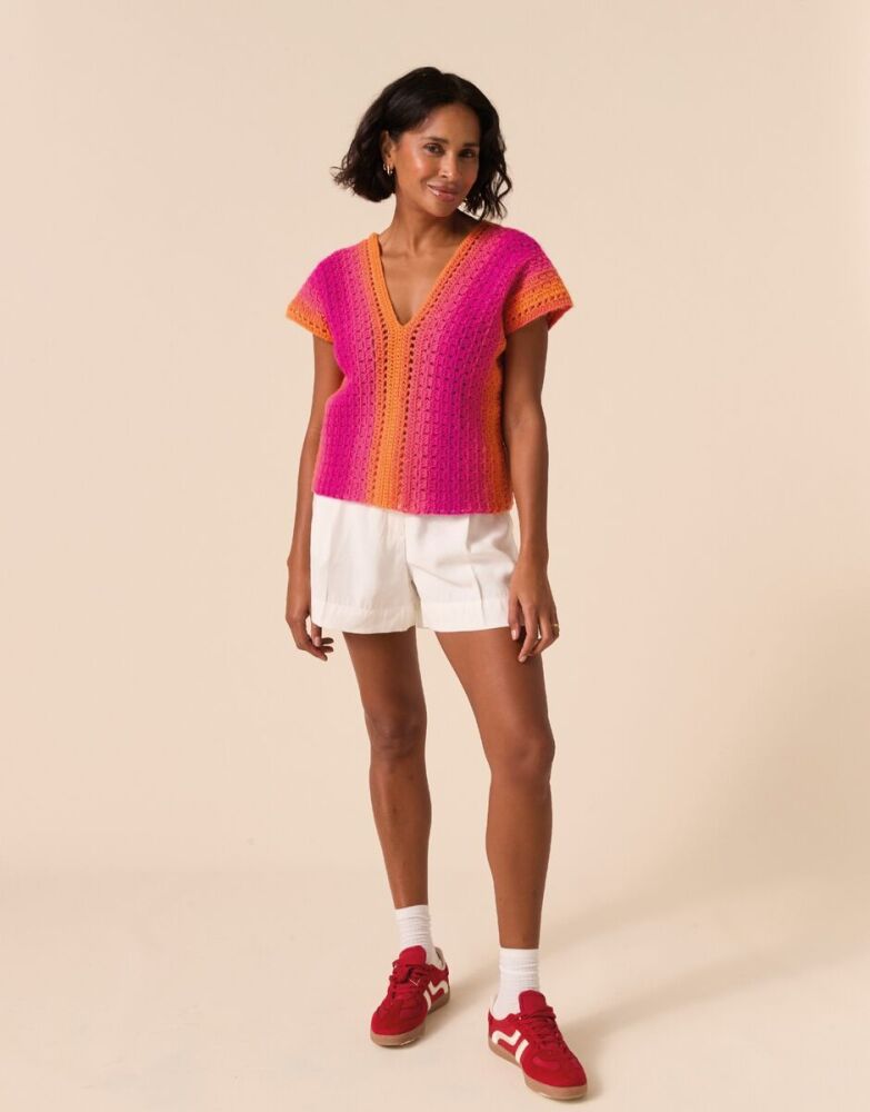 RHYTHMIC COLOUR CROCHET TOP CROCHET PATTERN IN SIRDAR JEWELSPUN OMBRE 10923