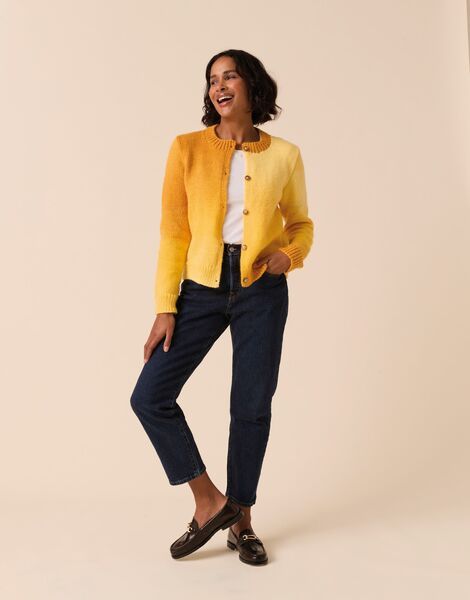 OFF-SET OMBRE CARDIGAN KNITTING PATTERN IN SIRDAR JEWELSPUN OMBRE 10924