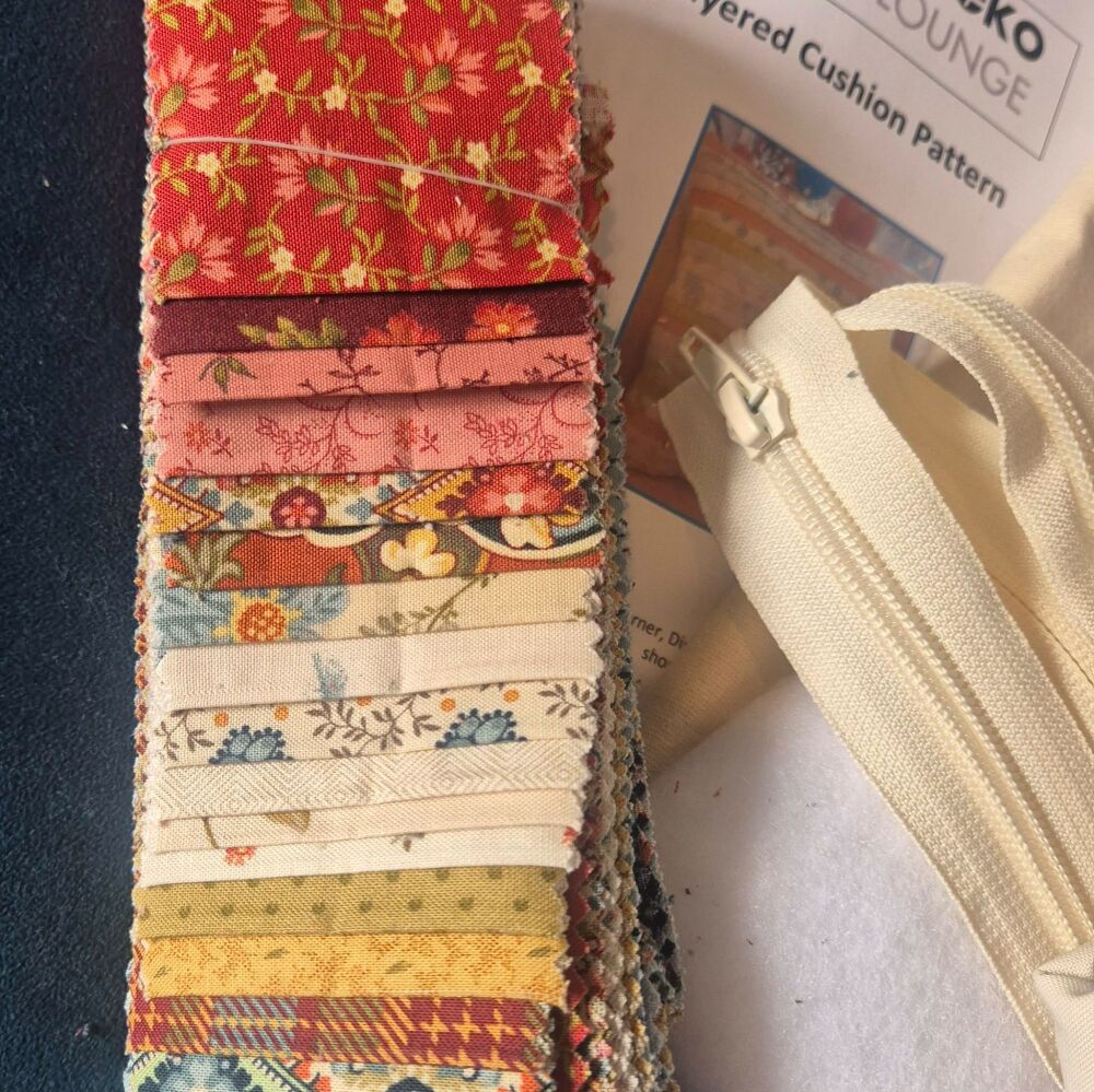White Gecko Farmer's Daughter Layered Cushion Kit - Makes two