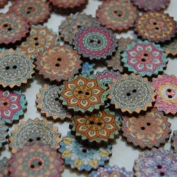 MIXED PACK OF 10 WOODEN FLOWER  BUTTONS, 20MM - 2 HOLE.