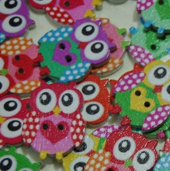 MIXED PACK OF 10 HEART OWL BUTTON EMBELLISHMENTS, 2 HOLE.
