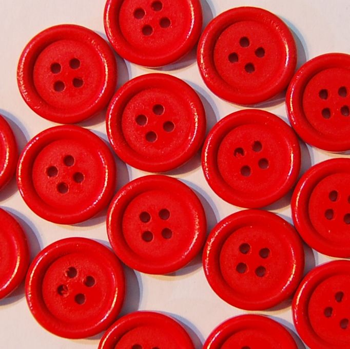 PACK OF 10 RED WOODEN BUTTONS, 20MM - 4 HOLE.