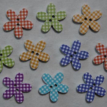 PACK OF 10 GINGHAM CHECK FLOWER BUTTON EMBELLISHMENTS, 22MM.