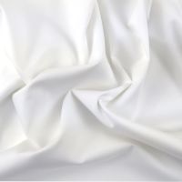 FINE PLAIN DYED POLY COTTON FOR DRESS MAKING, CRAFTS ETC, WHITE.