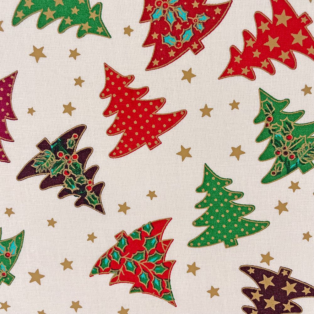 CHRISTMAS TREES ON CREAM, 140 CMS WIDE, 100% COTTON. MED WEIGHT.