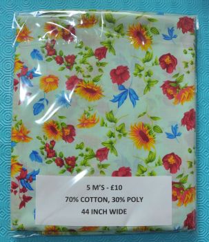 5 METRE PACK, 70% COTTON - 30% POLY, 44 INCH WIDE. DESIGN 17.