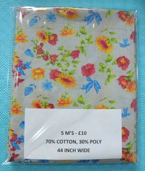 5 METRE PACK, 70% COTTON - 30% POLY, 44 INCH WIDE. DESIGN 18.