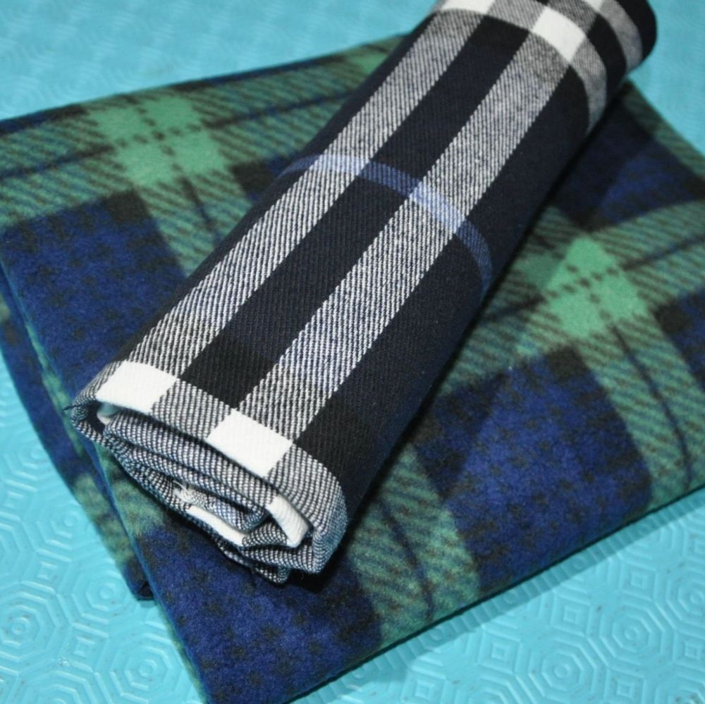 Black Watch lap blanket kit.