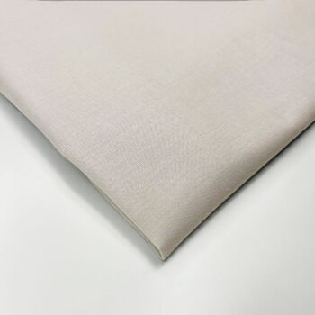 100% COTTON,  BY CHATHAM GLYN, 150 CMS WIDE, 60 COUNT. Light grey.