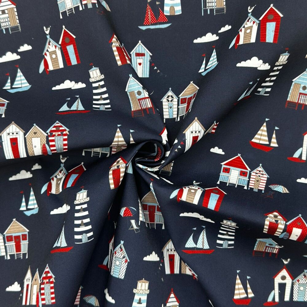 3 Metre pre cut length - 80/20 Polycotton &ndash; [DESIGN 21 beach huts navy] &ndash; 112cm Wide