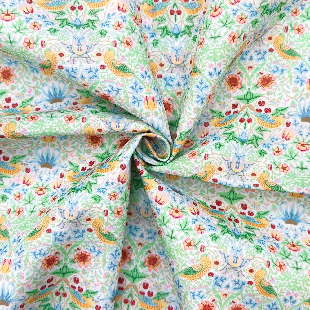 3 Metre pre cut length - 80/20 Polycotton &ndash; [DESIGN 29 William Morris Strawberry Thief pastel mint] &ndash; 112cm Wide