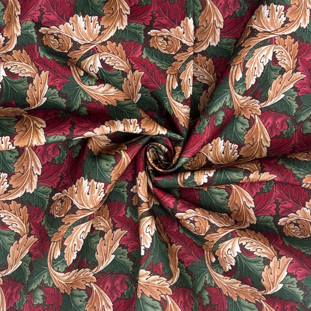 3 Metre pre cut length - 80/20 Polycotton &ndash; [DESIGN 34 William Morris Acanthus berry] &ndash; 112cm Wide