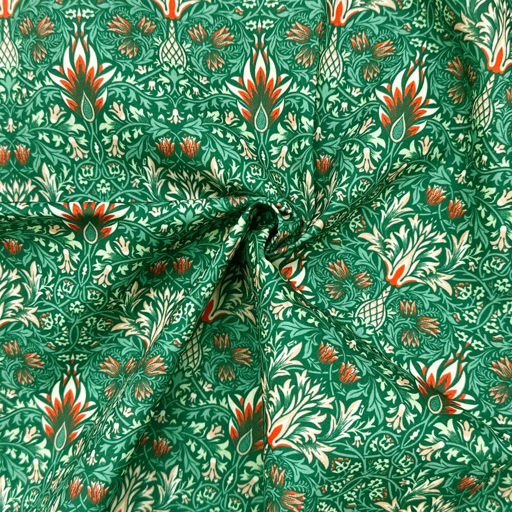 3 Metre pre cut length - 80/20 Polycotton &ndash; [DESIGN 42 William Morris Snakeshead green] &ndash; 112cm Wide