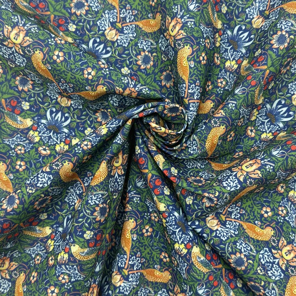 3 Metre pre cut length - 80/20 Polycotton &ndash; [DESIGN 44 William Morris Strawberry Thief blue] &ndash; 112cm Wide
