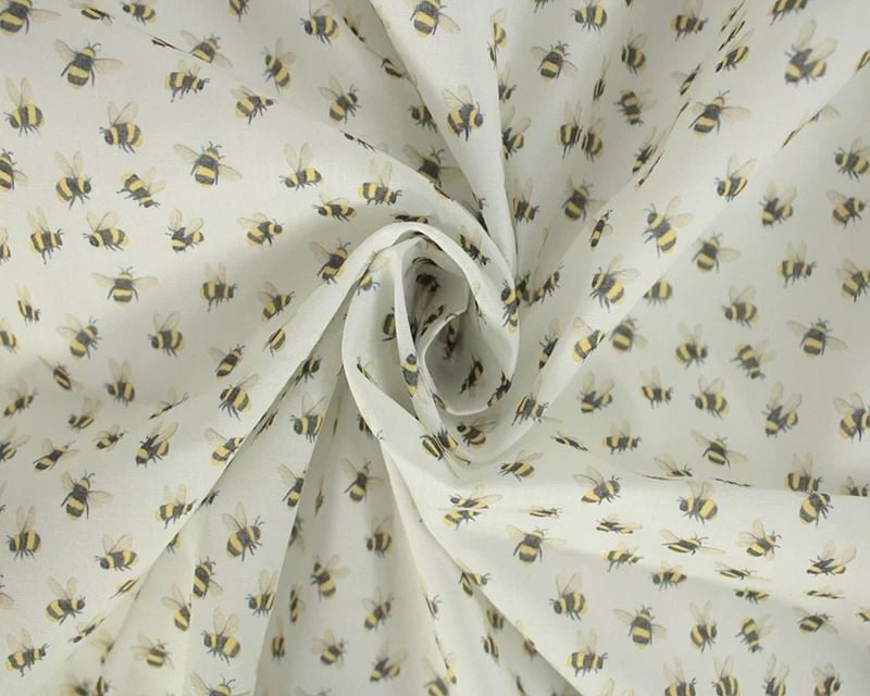 3 Metre pre cut length - 80/20 Polycotton &ndash; [DESIGN 70 Small bees on off white] &ndash; 112cm Wide