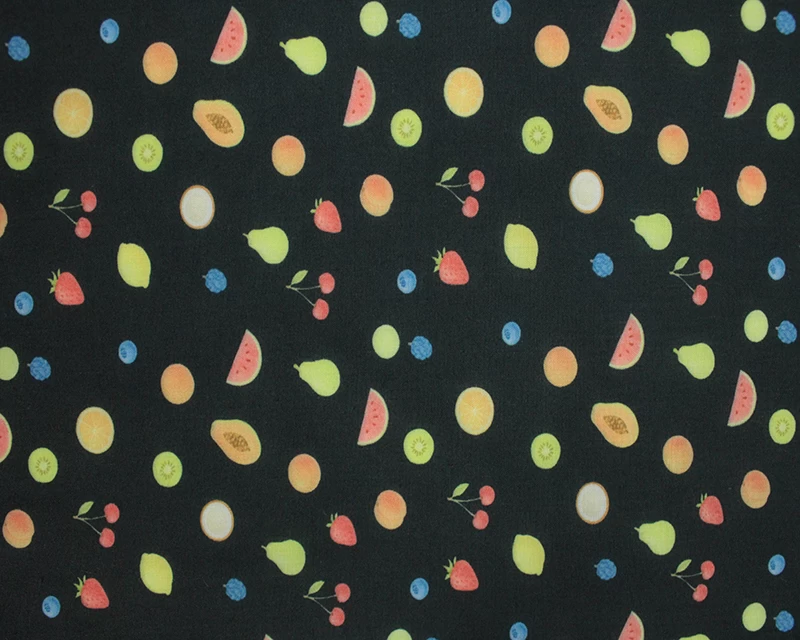 3 Metre pre cut length - 80/20 Polycotton &ndash; [DESIGN 105 scattered fruit on black] &ndash; 112cm Wide