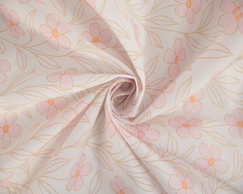 3 Metre pre cut length - 80/20 Polycotton &ndash; [DESIGN 110 soft pink floral] &ndash; 112cm Wide