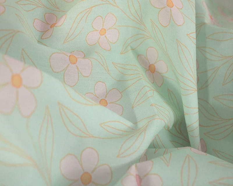 3 Metre pre cut length - 80/20 Polycotton &ndash; [DESIGN 111 soft mint floral] &ndash; 112cm Wide