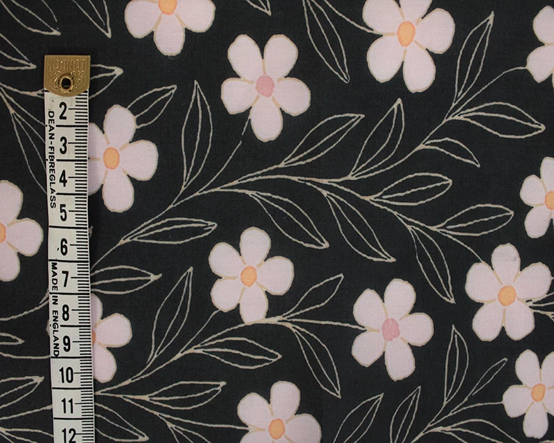 3 Metre pre cut length - 80/20 Polycotton &ndash; [DESIGN 112 floral on black] &ndash; 112cm Wide