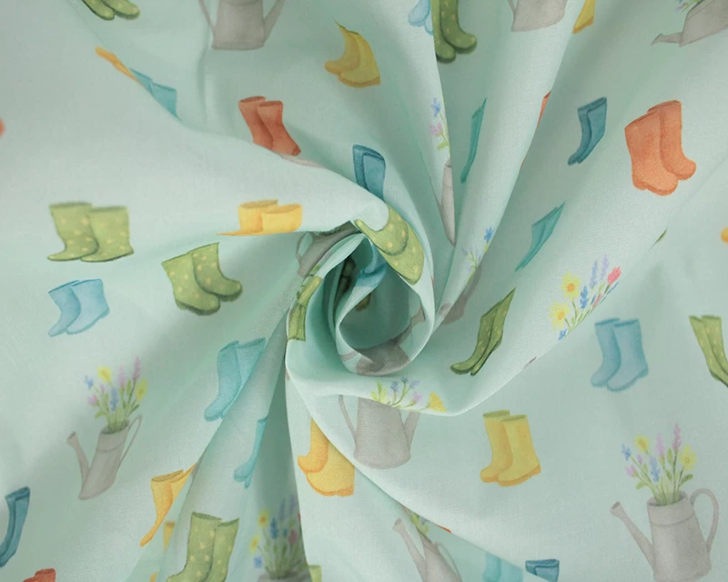 3 Metre pre cut length - 80/20 Polycotton &ndash; [DESIGN 114 wellys on pale mint] &ndash; 112cm Wide