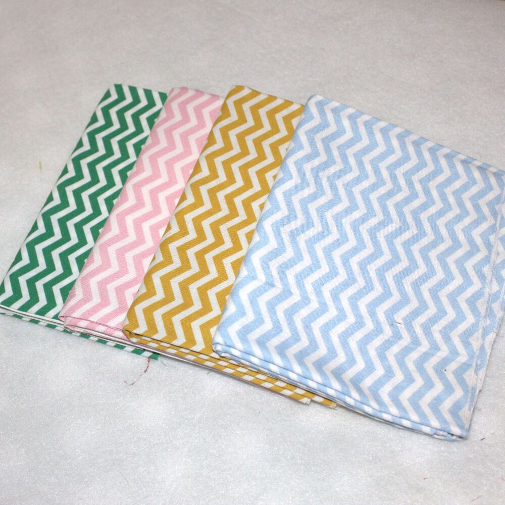 Crafty cotton - 4x half metres zigzag bundle 54" wide