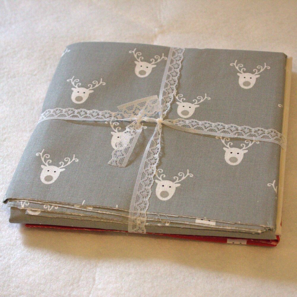 Life style cotton - 3x half metres Christmas reindeer bundle 54" wide