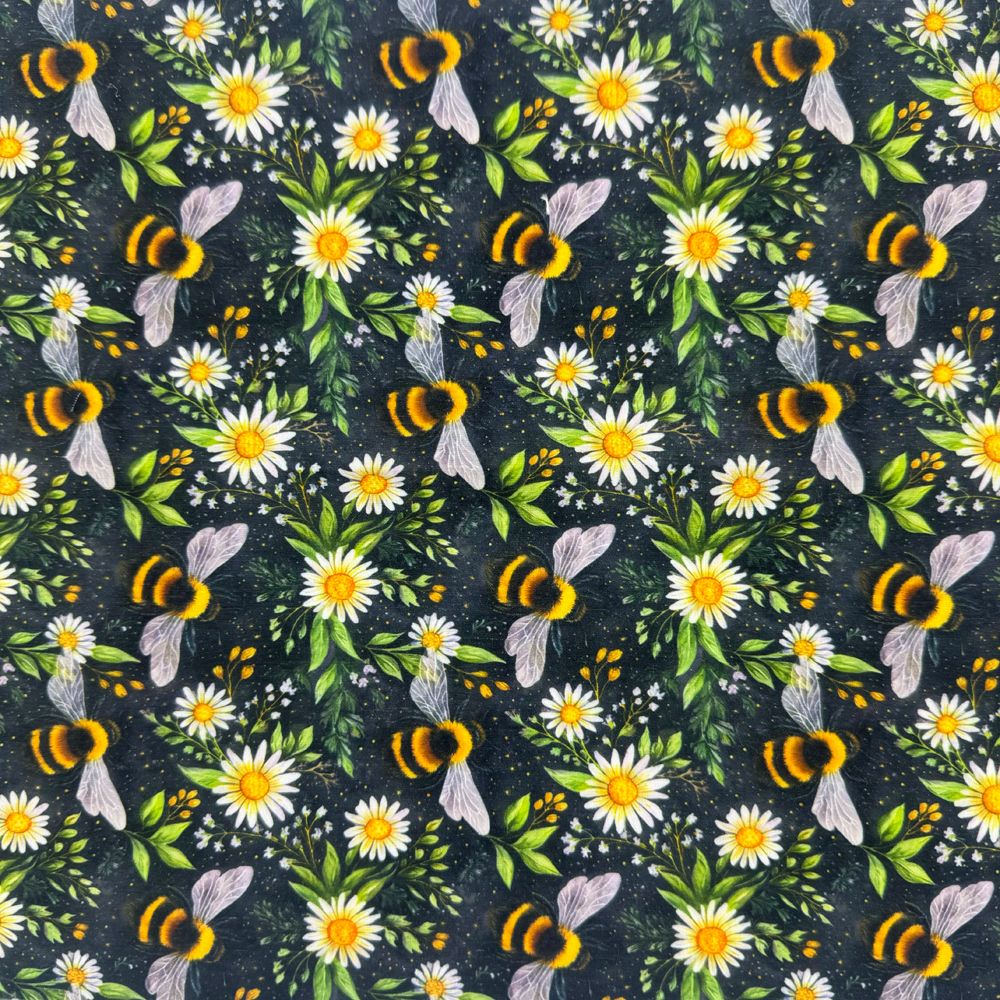 3 Metre pre cut length - 80/20 Polycotton &ndash; [DESIGN 136 Bizzy Bees] &ndash; 112cm Wide