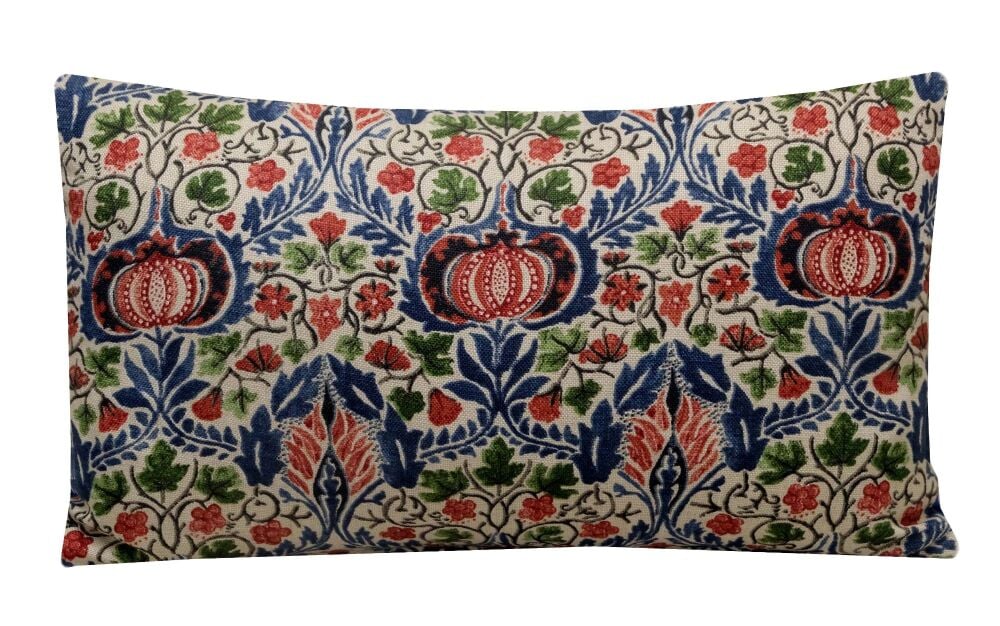 William Morris Little Chintz Cushion Cover (30x50cm)