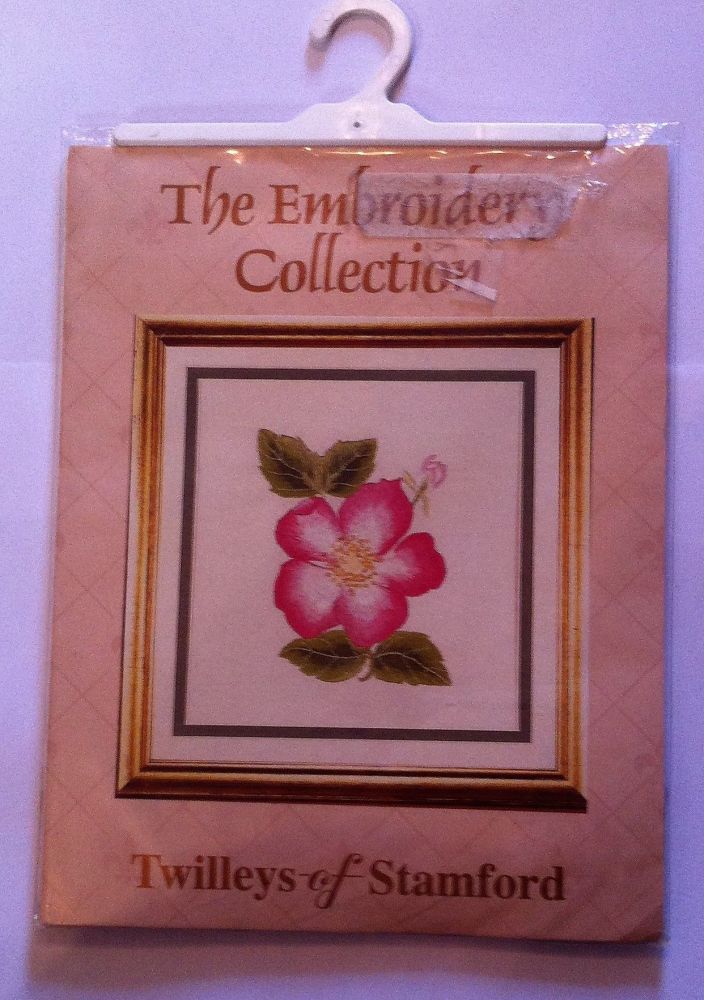 kit 1020 embroidery rose